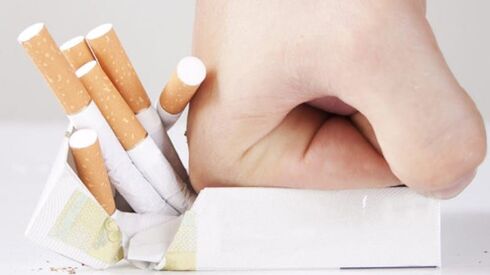 Abrupt stoppen met roken, waardoor verstoringen in het functioneren van het lichaam ontstaan