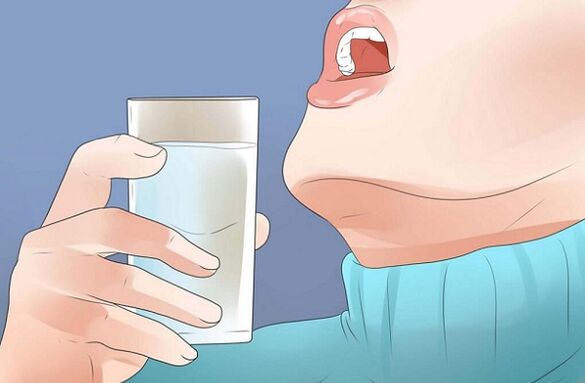 Het spoelen van de mond met zoutoplossing vermindert de drang om te roken