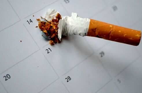 gebroken sigaret en stoppen met roken
